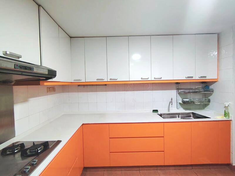 For Rent - Seletaris