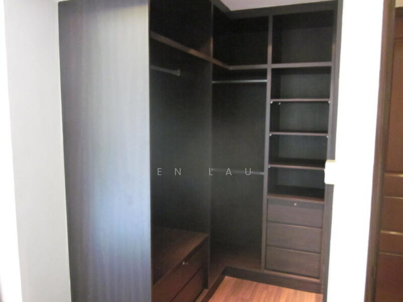 Walk in Wardrobe in Master Bedroom