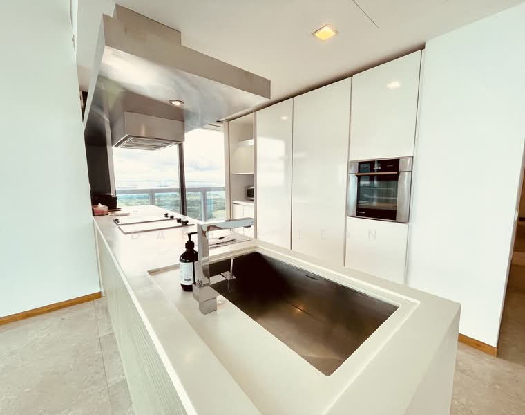 Marina Bay Residences, 18 Marina Boulevard, 3 Bedrooms, 1,979 sqft, Condominium For Rent, by Daphne Lean, 20888773 - PropertyGuru.com.sg