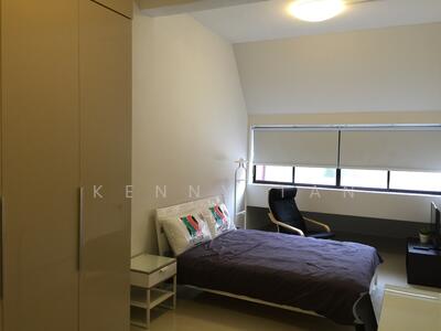 For Rent - Lakepoint Condo