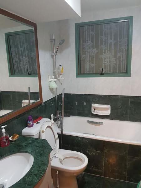 Palm Gardens, 2D Hong San Walk, Dairy Farm / Bukit Panjang / Choa Chu Kang, 2 Bedrooms, 958 sqft, Condominium For Rent, by Ann Tan, 20890139 - PropertyGuru.com.sg