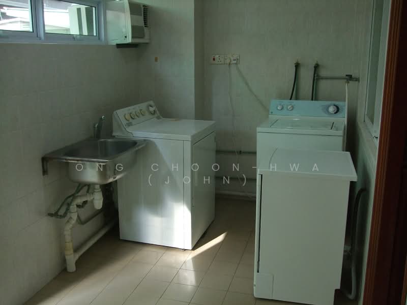 Woodgrove Estate, Oakwood Grove, 4 Bedrooms, 3,500 sqft, Terraced House For Rent, by Ong Choon-Hwa (John), 20892536 - PropertyGuru.com.sg