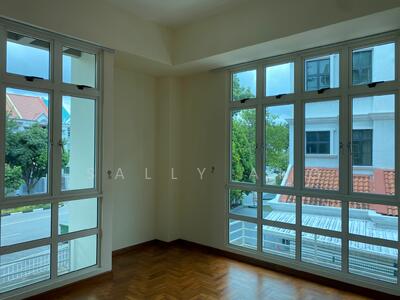 For Sale - Merlot Ville