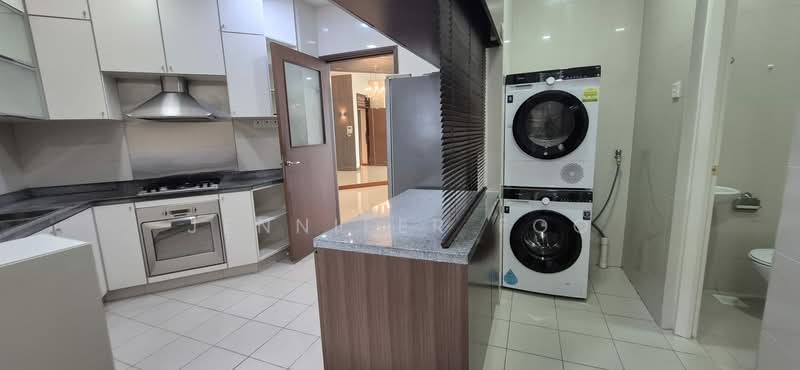 Sheares Ville, 9 Holt Road, 3 Bedrooms, 1,399 sqft, Condominium For Rent, by Jennifer Foo, 20893733 - PropertyGuru.com.sg