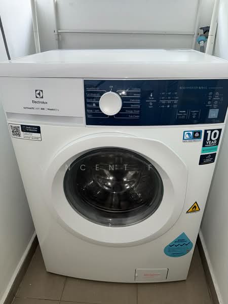 Nova 88, 8 Bhamo Road, 4 Bedrooms, 1,249 sqft, Apartment For Rent, by Vincent Foo, 20913182 - washer - PropertyGuru.com.sg