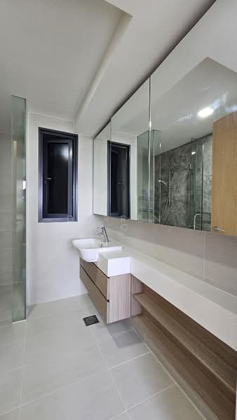 The Lakefront Residences, 48 Lakeside Drive, 3 Bedrooms, 1,012 sqft, Condominium For Rent, by Darren Lim, 20920335 - PropertyGuru.com.sg