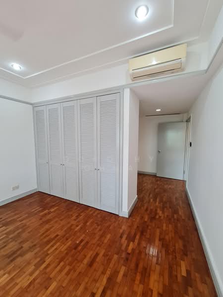 Sommerville Grandeur, 7 Farrer Drive, 3 Bedrooms, 1,830 sqft, Condominium For Rent, by Dorothy Chua, 20921833 - Master bedroom - Photo 2 - PropertyGuru.com.sg