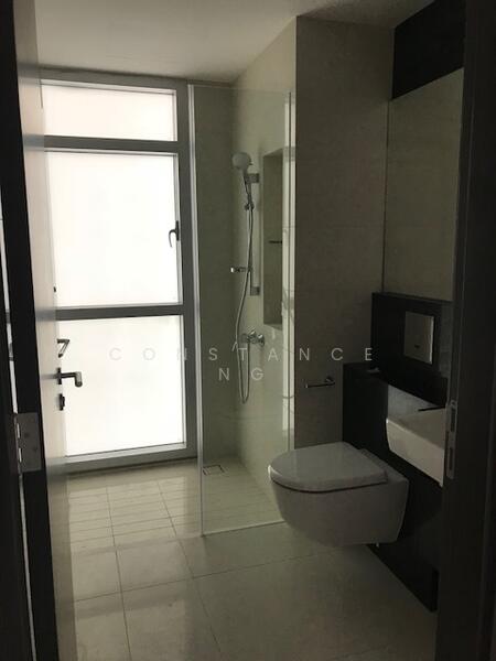 Eon Shenton, 70 Shenton Way, 1,259 sqft, Office For Sale, by Constance Ng, 20929372 - CommercialGuru.com.sg