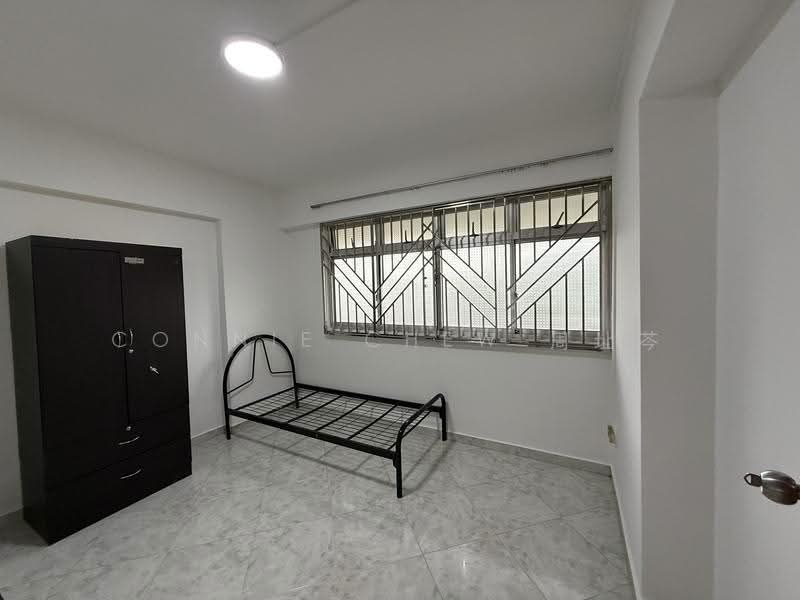 910 Hougang Street 91, 910 Hougang Street 91, Hougang / Punggol / Sengkang, 3 Bedrooms, 1,001 sqft, HDB Flat For Rent, by Connie Chew 周址芩, 20930599 - Bedroom - PropertyGuru.com.sg