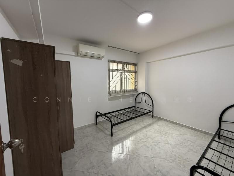 910 Hougang Street 91, 910 Hougang Street 91, Hougang / Punggol / Sengkang, 3 Bedrooms, 1,001 sqft, HDB Flat For Rent, by Connie Chew 周址芩, 20930599 - Bedroom - PropertyGuru.com.sg