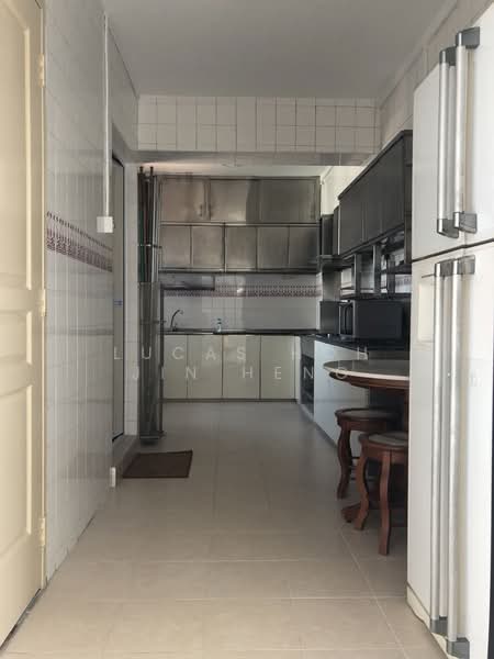 26 Chai Chee Road, 26 Chai Chee Road, 3 Bedrooms, 1,302 sqft, HDB Flat For Rent, by Lucas Hoh Jin Heng, 20932021 - Kitchen - PropertyGuru.com.sg