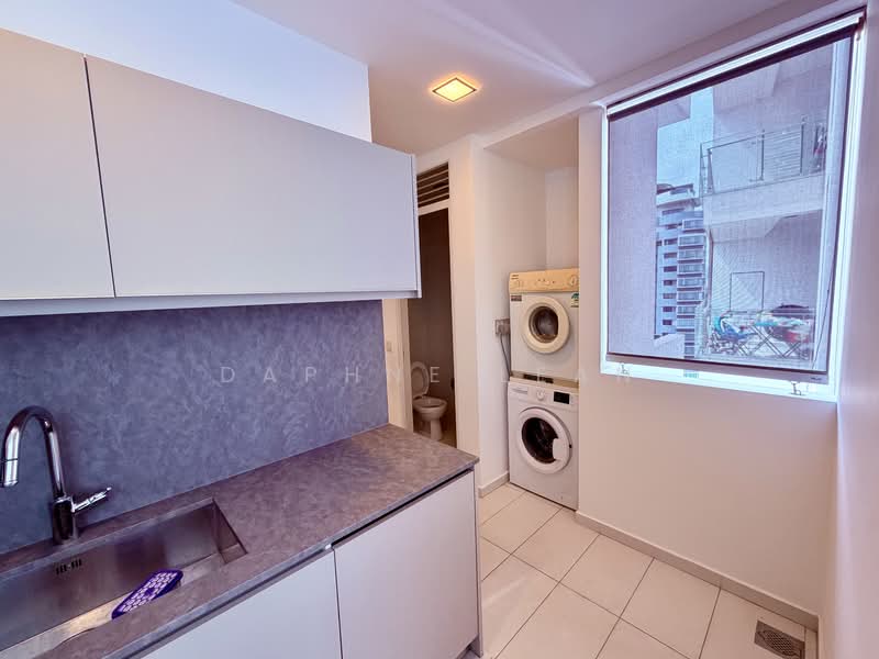 Wet Kitchen / Home Shelter / Helper Bathroom / Yard