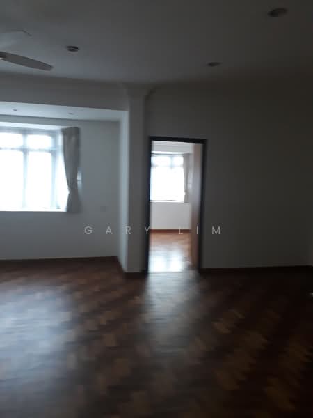 For Rent - Mt Sinai Ave