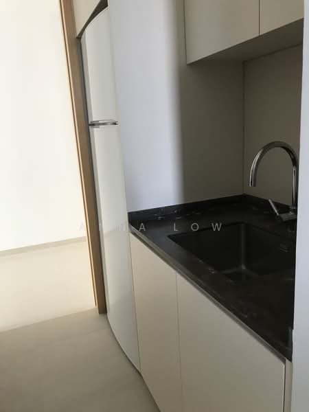 The Crest, 101 Prince Charles Crescent, 3 Bedrooms, 1,227 sqft, Condominium For Rent, by Anna Low, 20937432 - PropertyGuru.com.sg