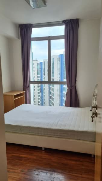 The Lakeshore, 31 Jurong West Street 41, 3 Bedrooms, 1,163 sqft, Condominium For Rent, by Yulin Guo, 20941005 - PropertyGuru.com.sg