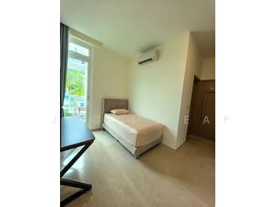 For Rent - Waterfront @ Faber