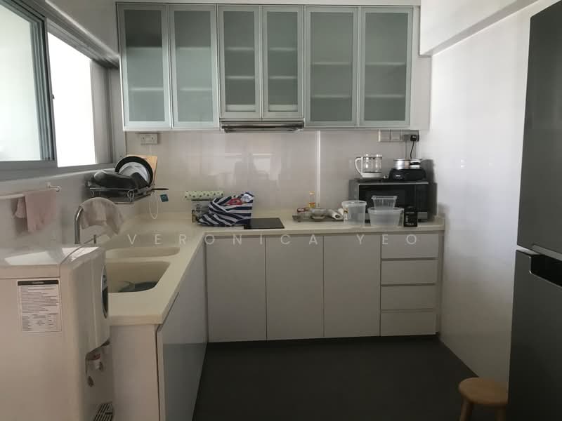243 Simei Street 5, 243 Simei Street 5, 3 Bedrooms, 1,270 sqft, HDB Flat For Rent, by Veronica Yeo, 20946313 - kitchen - PropertyGuru.com.sg