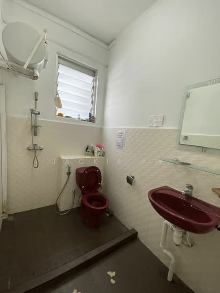 Kim Sia Court, 1 Jalan Jintan, Room Rental, 130 sqft, Apartment For Rent, by Jackie Aw, 20949375 - PropertyGuru.com.sg