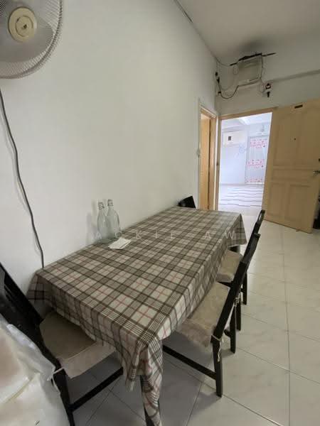 Kim Sia Court, 1 Jalan Jintan, Orchard / River Valley, Room Rental, 160 sqft, Apartment For Rent, by Jackie Aw, 20949375 - PropertyGuru.com.sg