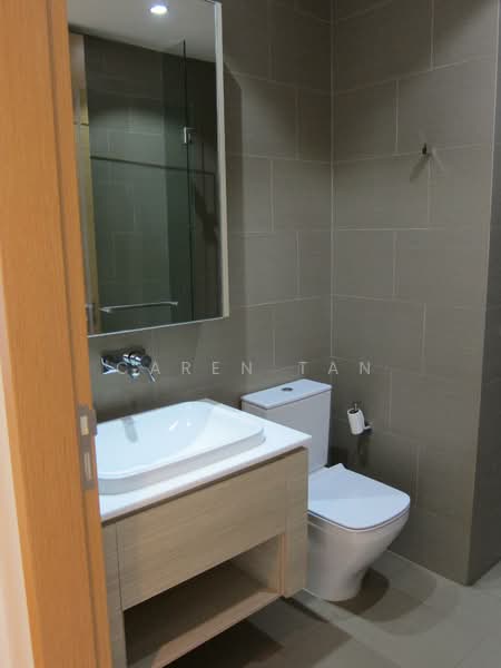 The Crest, 101 Prince Charles Crescent, 2 Bedrooms, 775 sqft, Condominium For Rent, by Caren Tan, 20950192 - PropertyGuru.com.sg