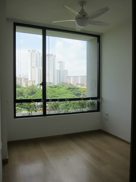 The Crest, 101 Prince Charles Crescent, 2 Bedrooms, 775 sqft, Condominium For Rent, by Caren Tan, 20950192 - PropertyGuru.com.sg