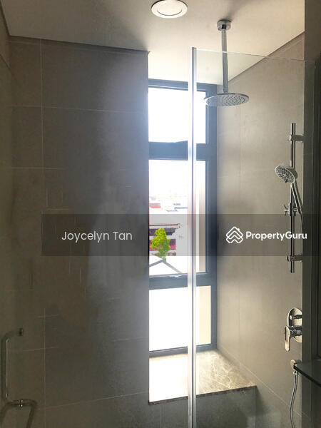  Window in Bathroom