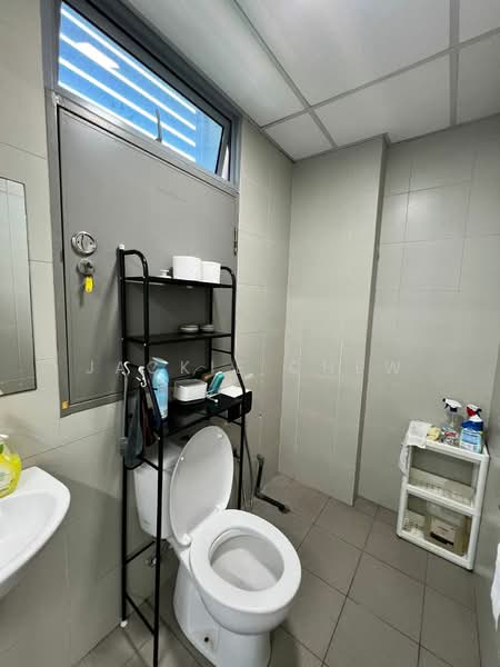 One Commonwealth, 1 Commonwealth Lane, 2,045 sqft, Light Industrial (B1) For Rent, by Jackie Chew, 20955172 - CommercialGuru.com.sg