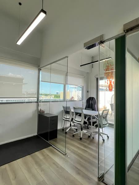 One Commonwealth, 1 Commonwealth Lane, 2,045 sqft, Light Industrial (B1) For Rent, by Jackie Chew, 20955172 - CommercialGuru.com.sg