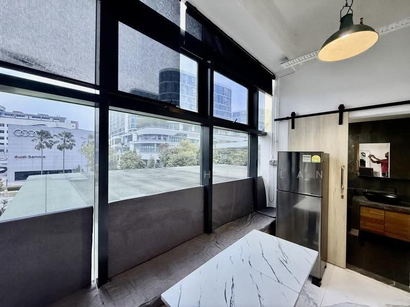 Oxley BizHub 2, 62 Ubi Road 1, Eunos / Geylang / Paya Lebar, 1,012 sqft, Light Industrial (B1) For Rent, by Shawn Thayalan, 20956210 - CommercialGuru.com.sg