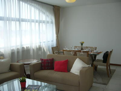 For Rent - Siglap Center