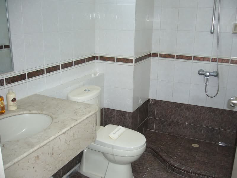 Siglap Center, 55 Siglap Road, 3 Bedrooms, 1,290 sqft, Apartment For Rent, by Eric Gan, 20962437 - PropertyGuru.com.sg