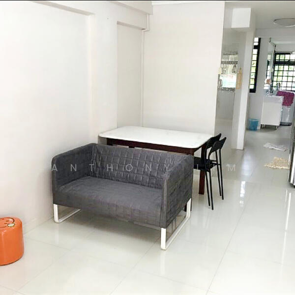 For Rent - 98 Commonwealth Crescent