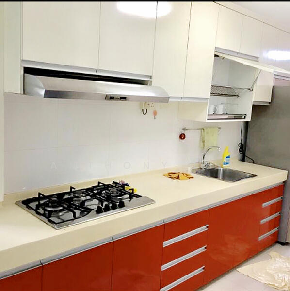 For Rent - 98 Commonwealth Crescent