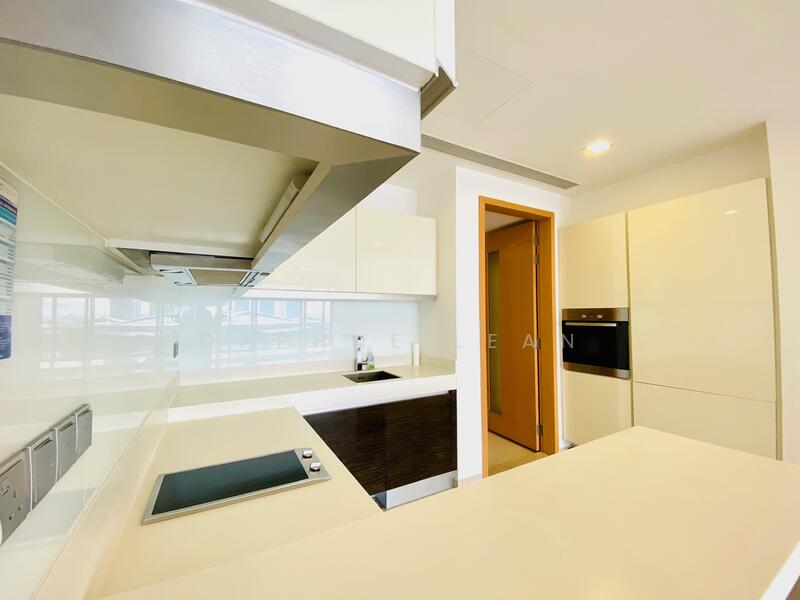 Dry Kitchen 