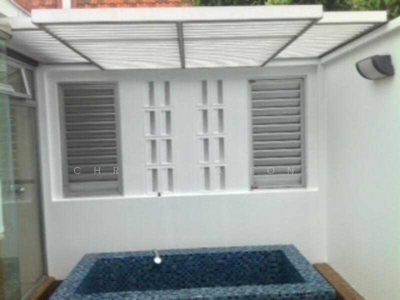 open bath area with privacy