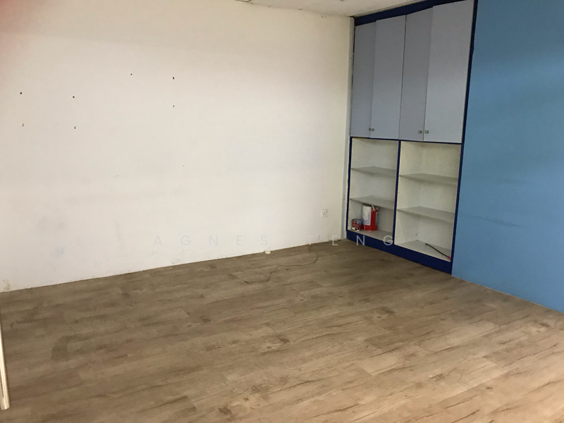 Lucky Plaza, , 183 sqft, Mall Shop For Sale, by Agnes Teng, 20977694 - CommercialGuru.com.sg