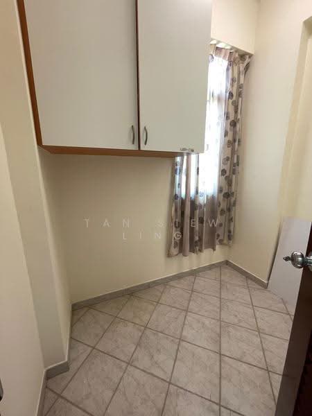 The Hillside, 341 Upper Bukit Timah Road, Clementi Park / Upper Bukit Timah, 3 Bedrooms, 1,582 sqft, Condominium For Rent, by Tan Siew Ling, 20983969 - PropertyGuru.com.sg