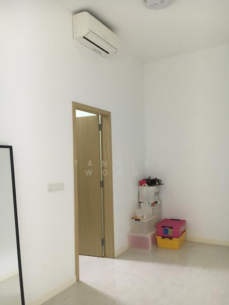For Rent - Boathouse Residences