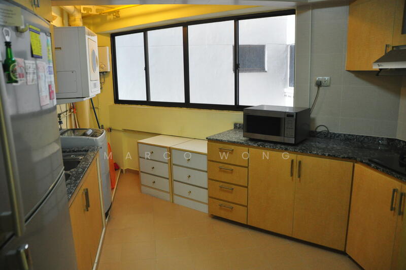 Fully Equipped Kitchen Including Washer + Dryer