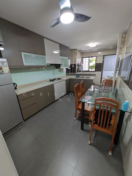 130 Ang Mo Kio Avenue 3, 130 Ang Mo Kio Avenue 3, 2 Bedrooms, 785 sqft, HDB Flat For Rent, by Christopher Ng, 20986389 - Kitchen - PropertyGuru.com.sg