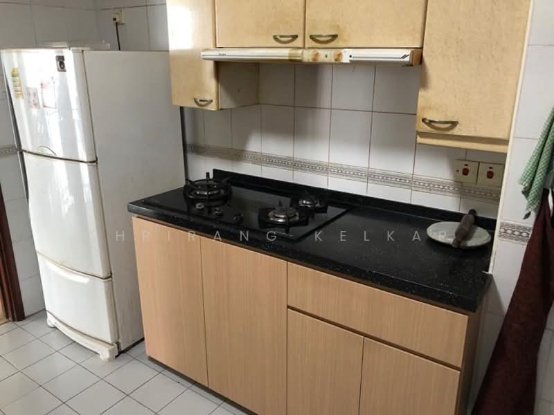 Parc Oasis, 51 Jurong East Avenue 1, 3 Bedrooms, 1,389 sqft, Condominium For Rent, by Shrirang Kelkar, 20986642 - Gas Otta renovated - PropertyGuru.com.sg