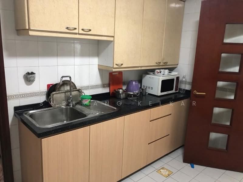 Parc Oasis, 51 Jurong East Avenue 1, 3 Bedrooms, 1,389 sqft, Condominium For Rent, by Shrirang Kelkar, 20986642 - Sink Otta Renovated - PropertyGuru.com.sg