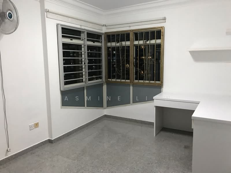 196D Punggol Field, 196D Punggol Field, 3 Bedrooms, 1,184 sqft, HDB Flat For Rent, by Jasmine Liew, 20987934 - 2nd common room - PropertyGuru.com.sg