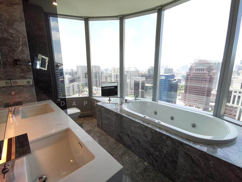 Master Bathroom with Jacuzzi and Steam Bath