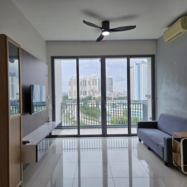 For Rent - Hundred Trees