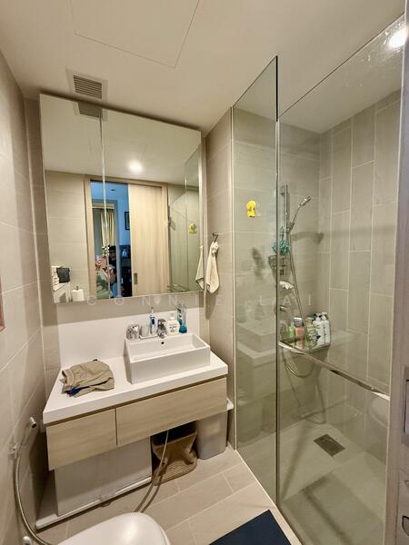 Common toilet/shower room