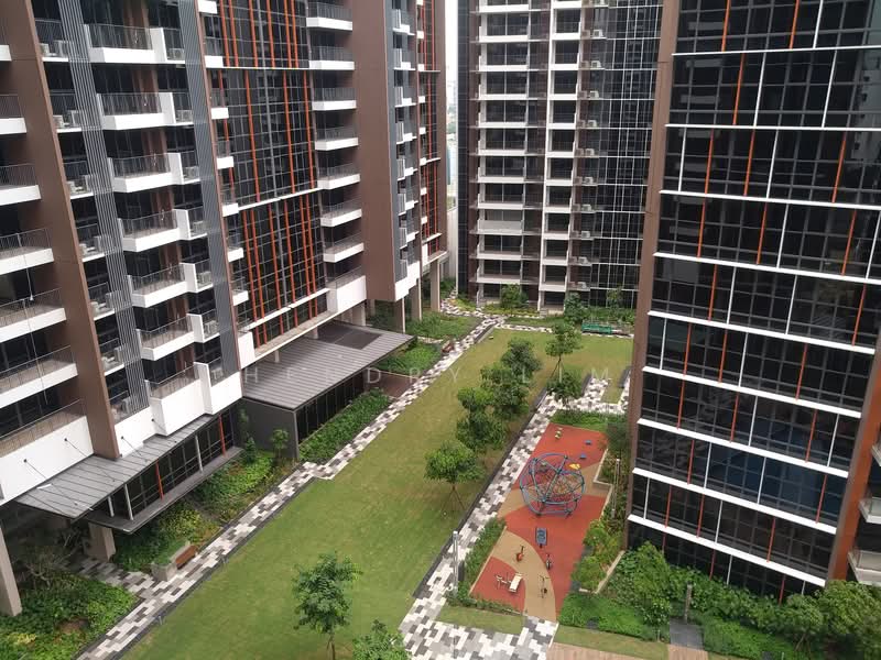 Sims Urban Oasis, 8 Sims Drive, 1 Bedroom, 441 sqft, Condominium For Rent, by Hendry Lim, 20993572 - PropertyGuru.com.sg
