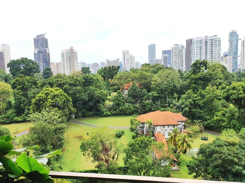 Sim Nicholas 96690338