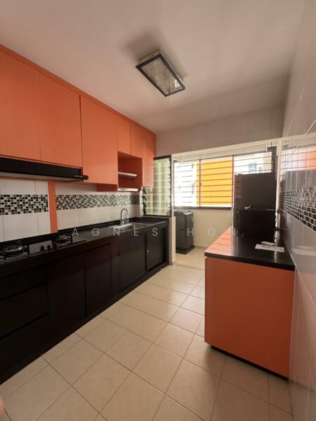 For Rent - 593B Montreal Ville