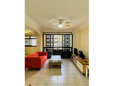 For Rent - 711 Tampines Street 71